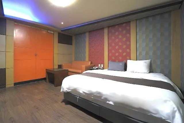 汽车旅馆 Busan City Hotel